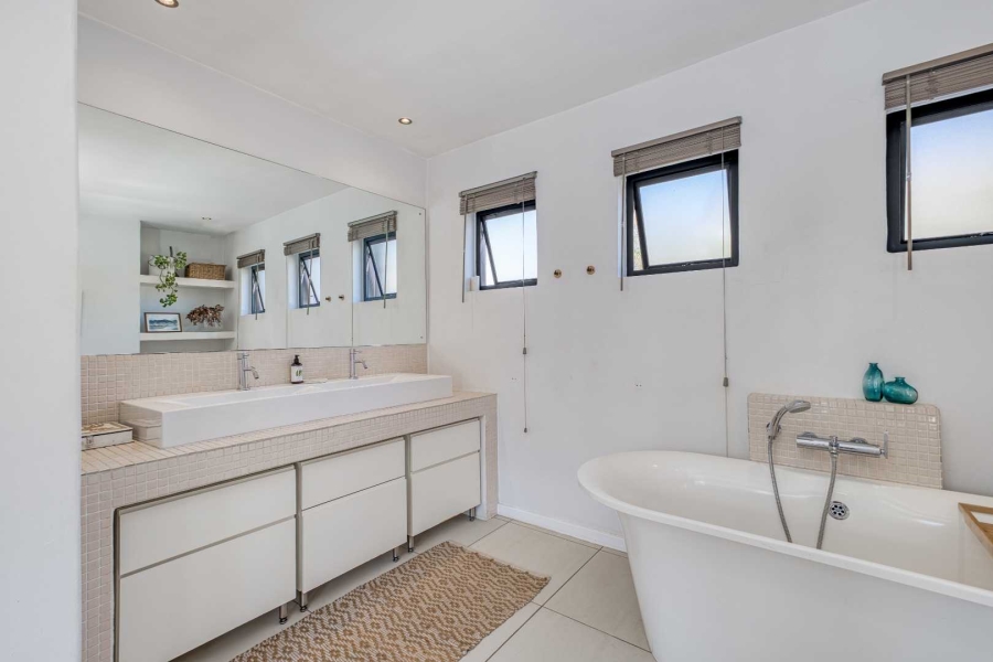 3 Bedroom Property for Sale in North Riding Gauteng