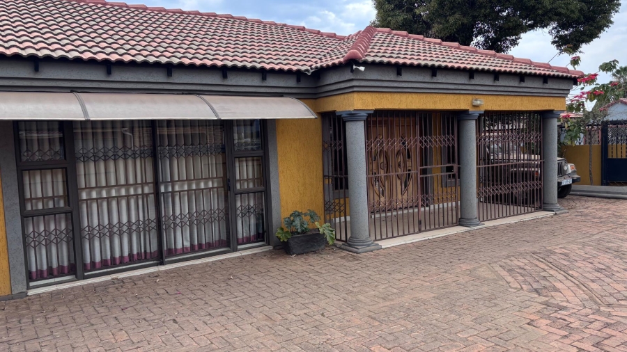 4 Bedroom Property for Sale in Ga-Rankuwa Gauteng