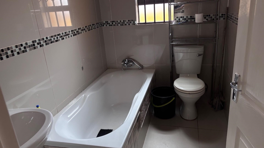 4 Bedroom Property for Sale in Ga-Rankuwa Gauteng