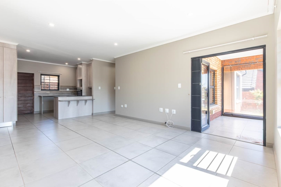 1 Bedroom Property for Sale in North Riding AH Gauteng