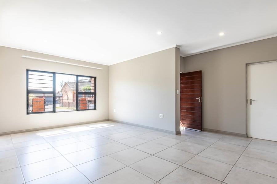 1 Bedroom Property for Sale in North Riding AH Gauteng