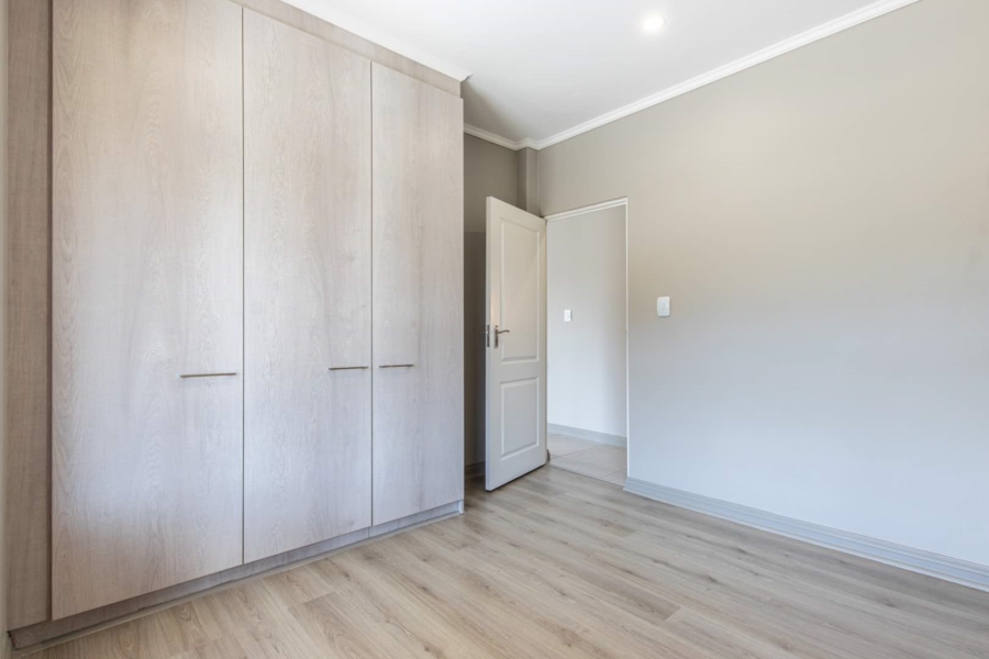1 Bedroom Property for Sale in North Riding AH Gauteng