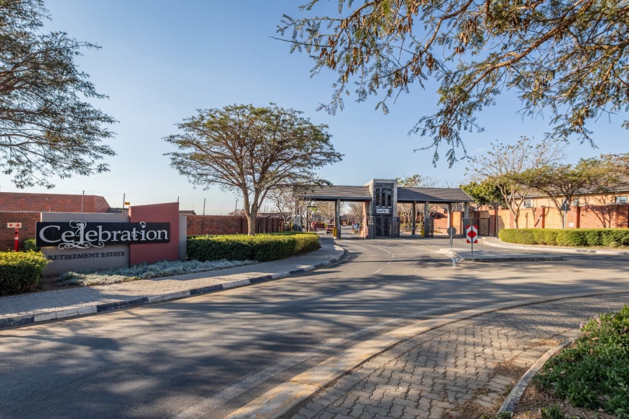 1 Bedroom Property for Sale in North Riding AH Gauteng