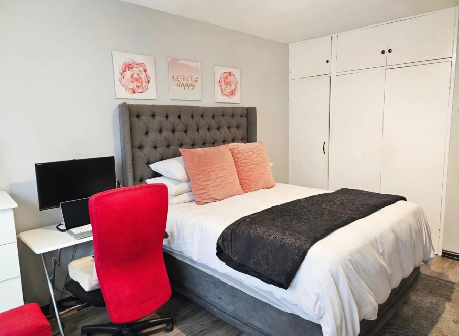 2 Bedroom Property for Sale in Sandown Gauteng