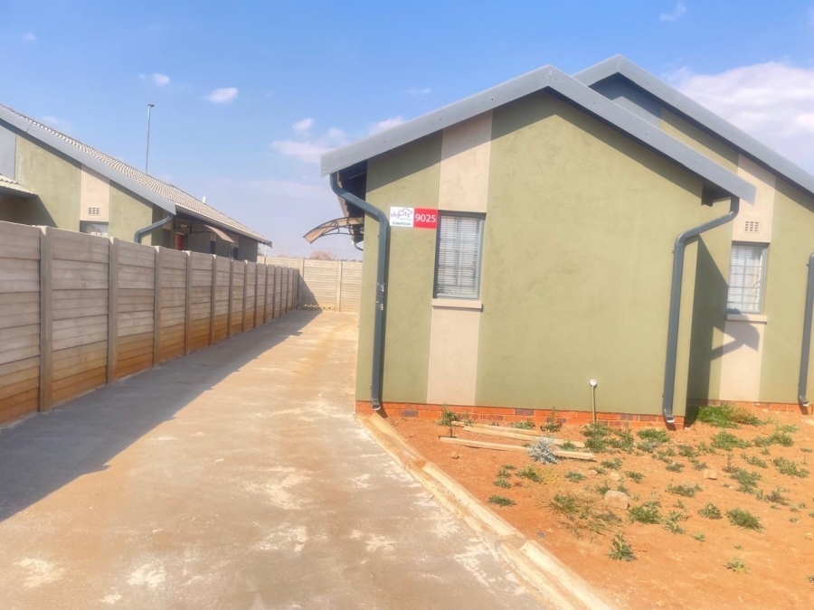 3 Bedroom Property for Sale in Sky City Gauteng