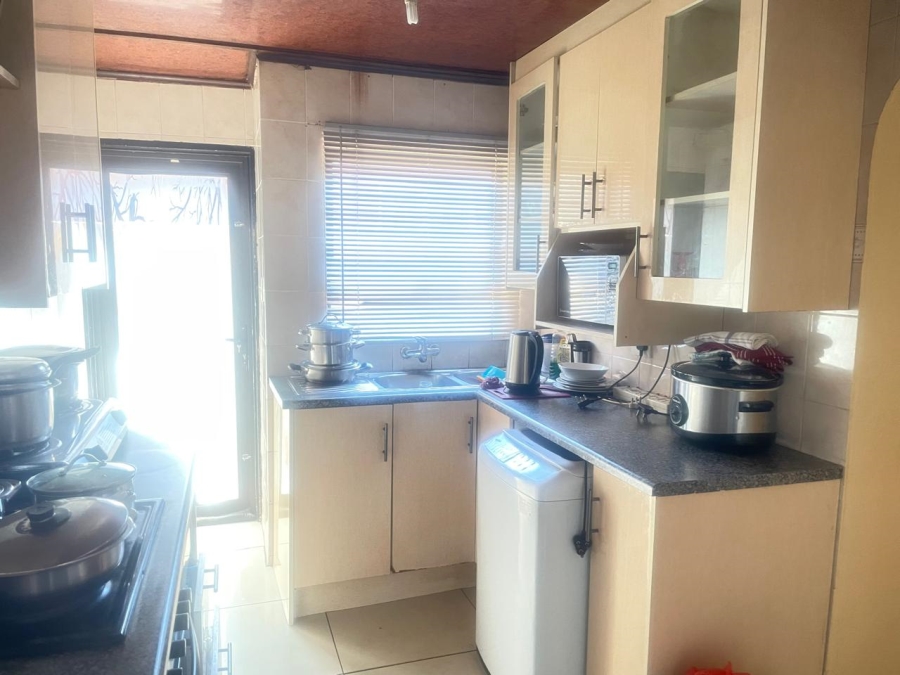 3 Bedroom Property for Sale in Protea North Gauteng