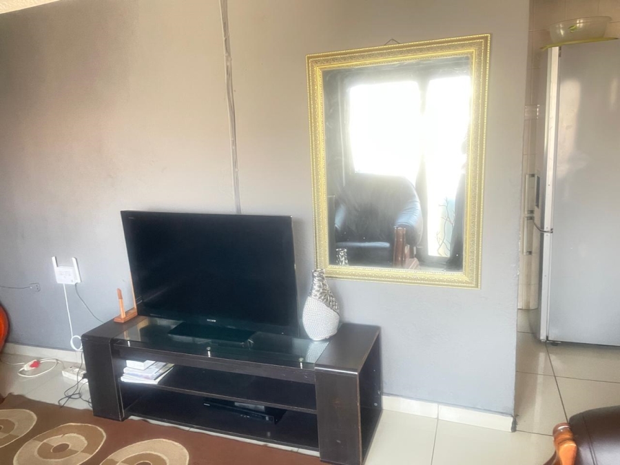 3 Bedroom Property for Sale in Protea North Gauteng