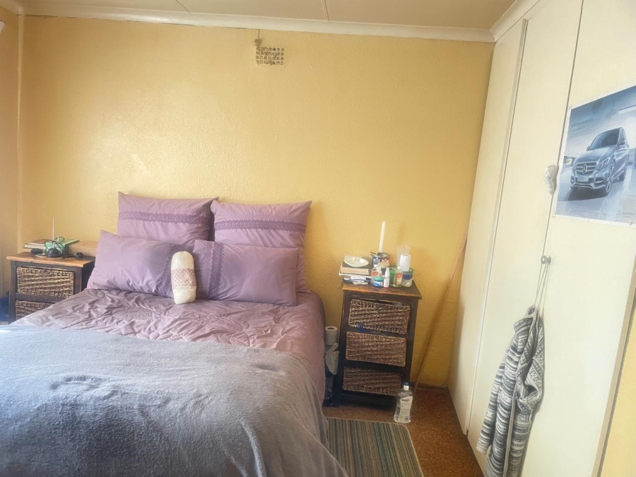 3 Bedroom Property for Sale in Protea North Gauteng