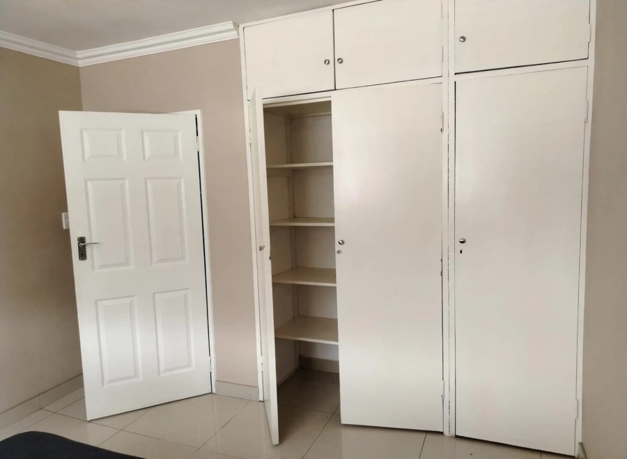 2 Bedroom Property for Sale in Sandown Gauteng
