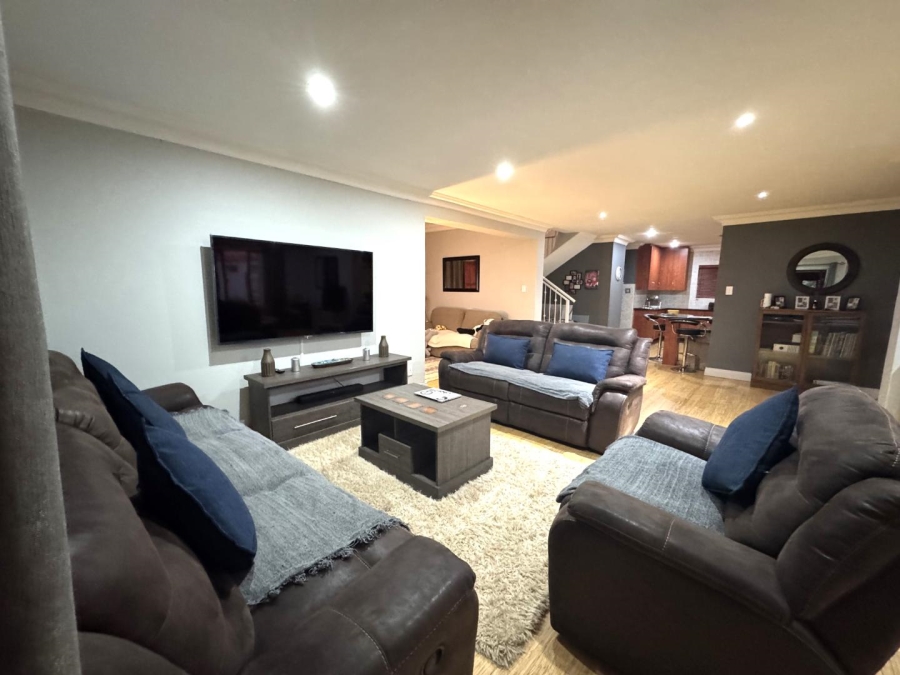3 Bedroom Property for Sale in Willow Acres Gauteng