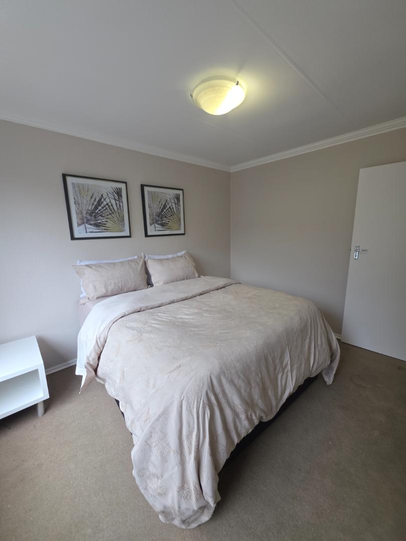 2 Bedroom Property for Sale in Benmore Gardens Gauteng
