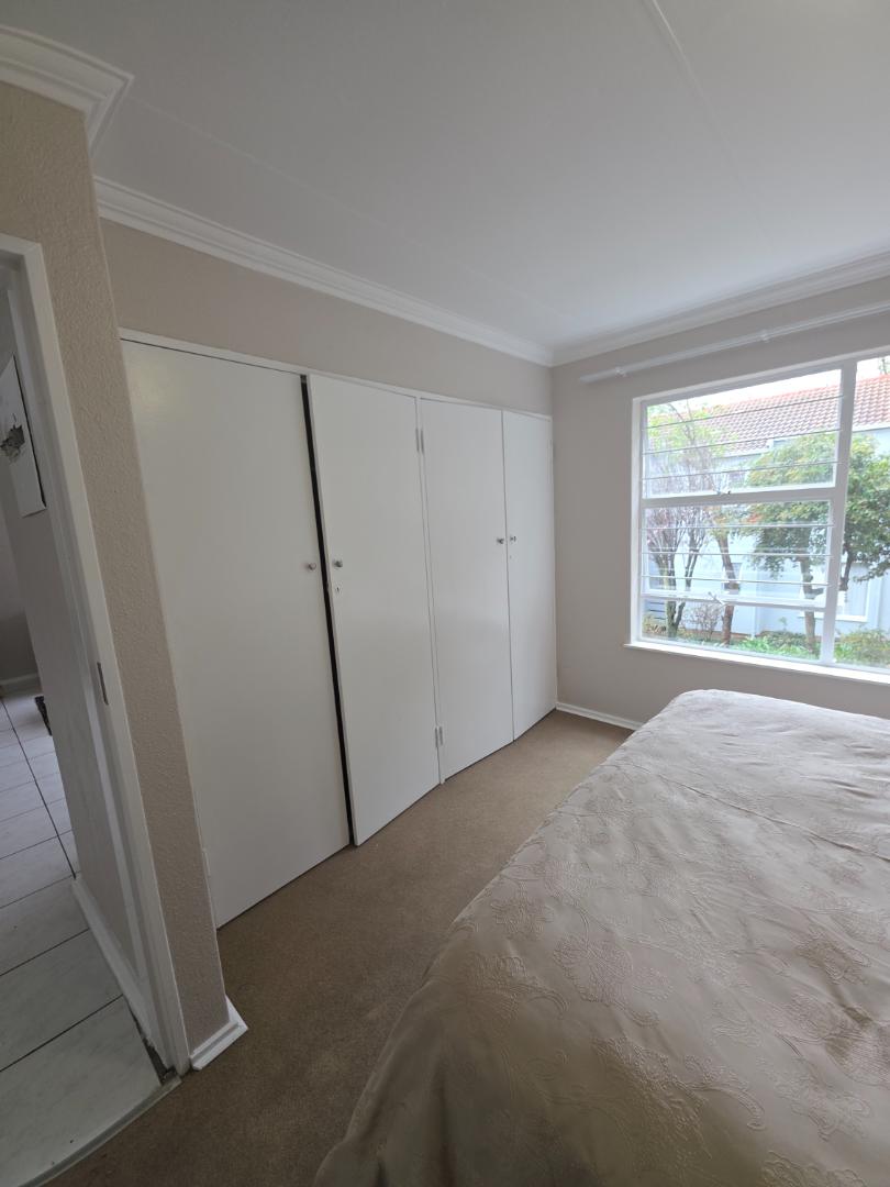 2 Bedroom Property for Sale in Benmore Gardens Gauteng