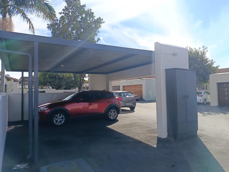 1 Bedroom Property for Sale in Weltevreden Park Gauteng