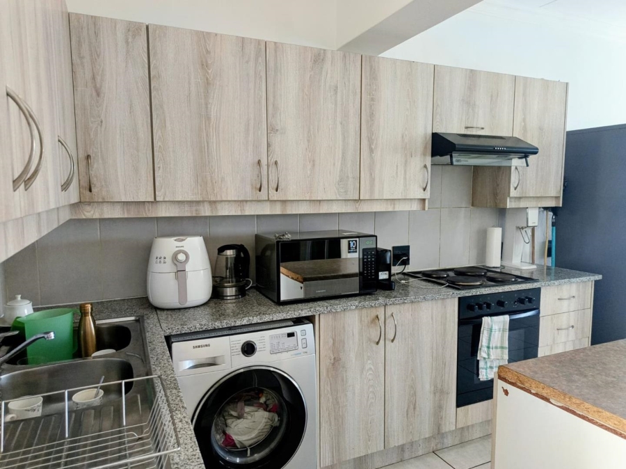 2 Bedroom Property for Sale in Floracliffe Gauteng