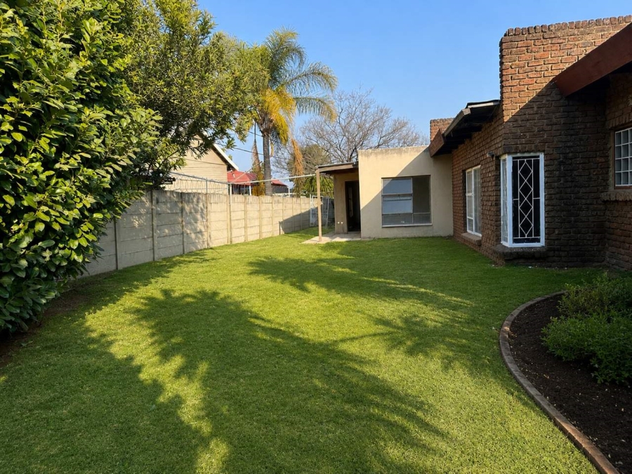 4 Bedroom Property for Sale in Brackenhurst Gauteng