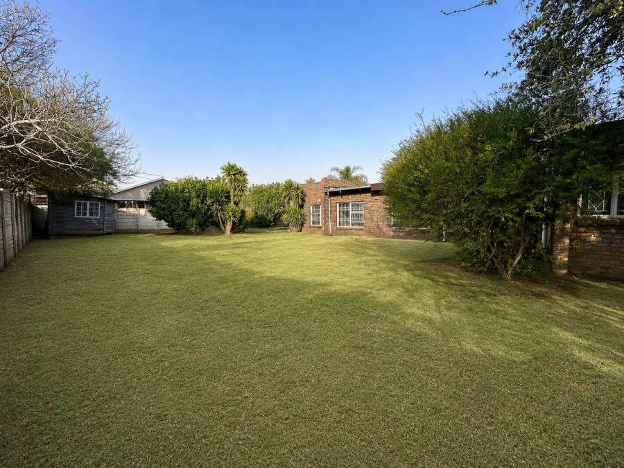 4 Bedroom Property for Sale in Brackenhurst Gauteng