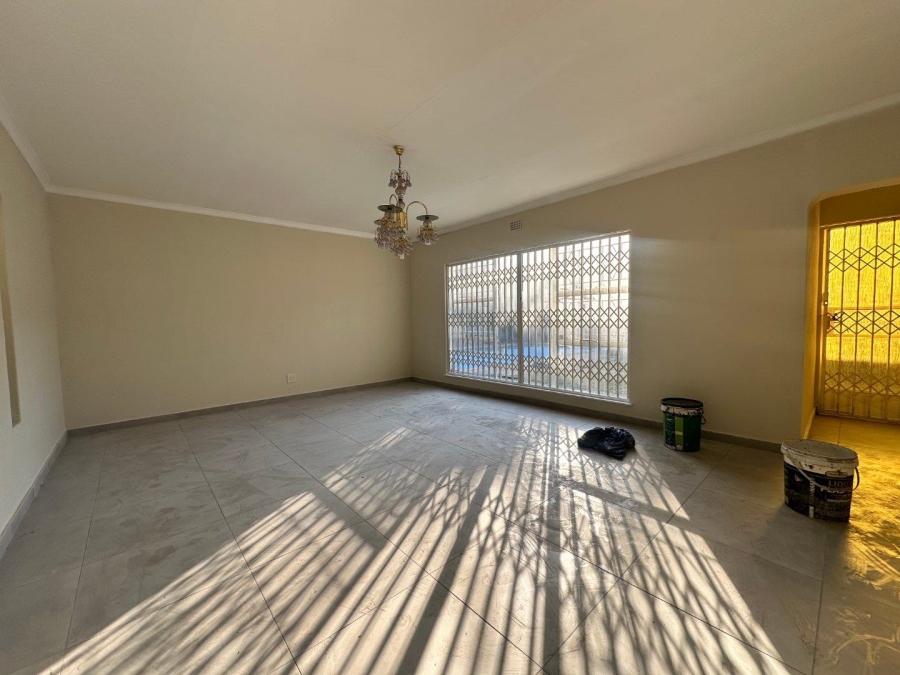 4 Bedroom Property for Sale in Brackenhurst Gauteng