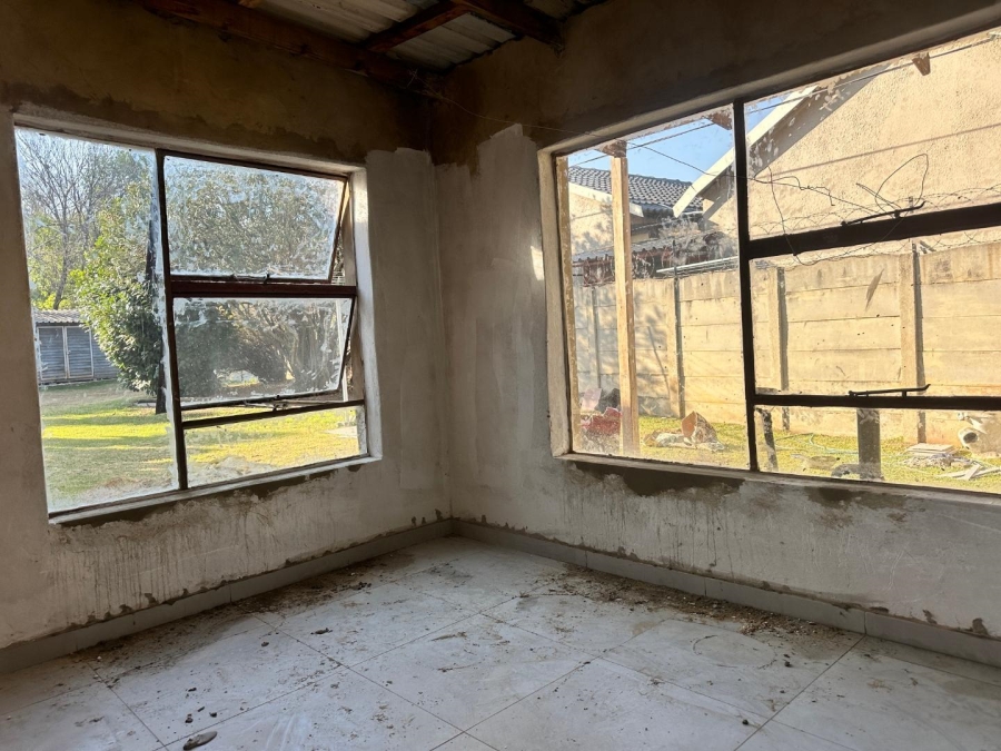 4 Bedroom Property for Sale in Brackenhurst Gauteng