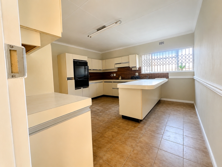 4 Bedroom Property for Sale in Brackenhurst Gauteng