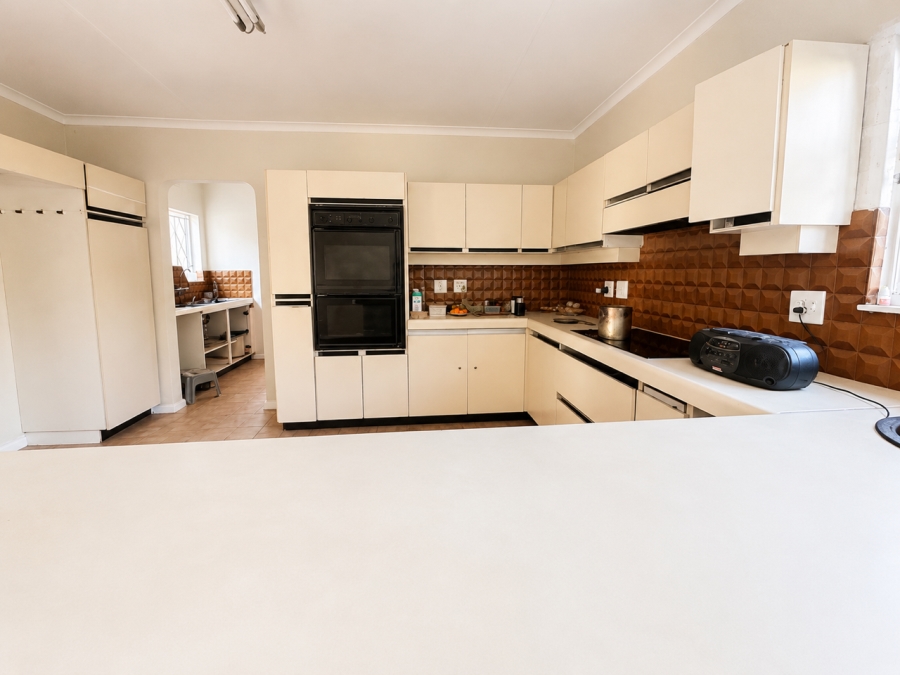 4 Bedroom Property for Sale in Brackenhurst Gauteng