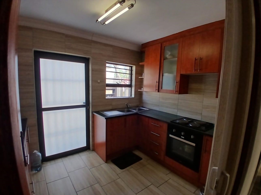 To Let Commercial Property for Rent in Noordwyk Gauteng