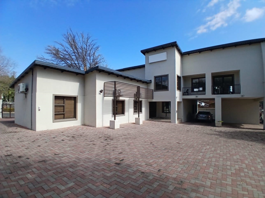 To Let Commercial Property for Rent in Noordwyk Gauteng