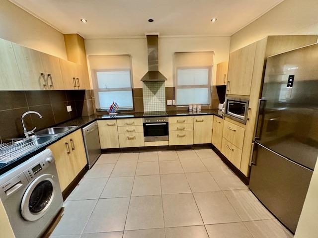 To Let 2 Bedroom Property for Rent in Benmore Gauteng