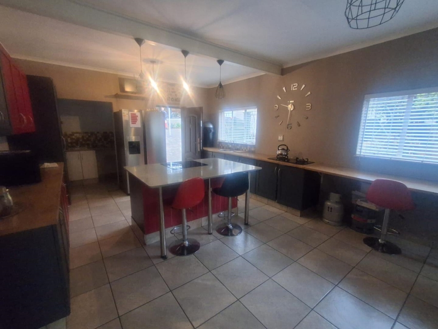 3 Bedroom Property for Sale in Mulbarton Gauteng