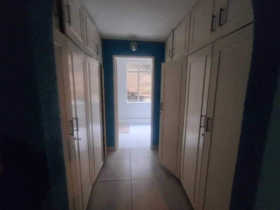 3 Bedroom Property for Sale in Mulbarton Gauteng