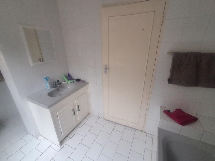 3 Bedroom Property for Sale in Mulbarton Gauteng