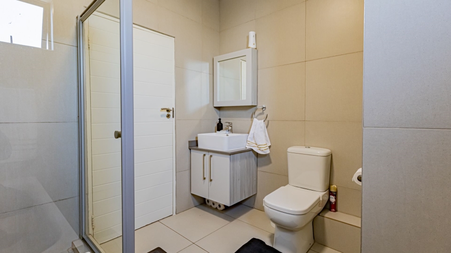 2 Bedroom Property for Sale in Carlswald Gauteng