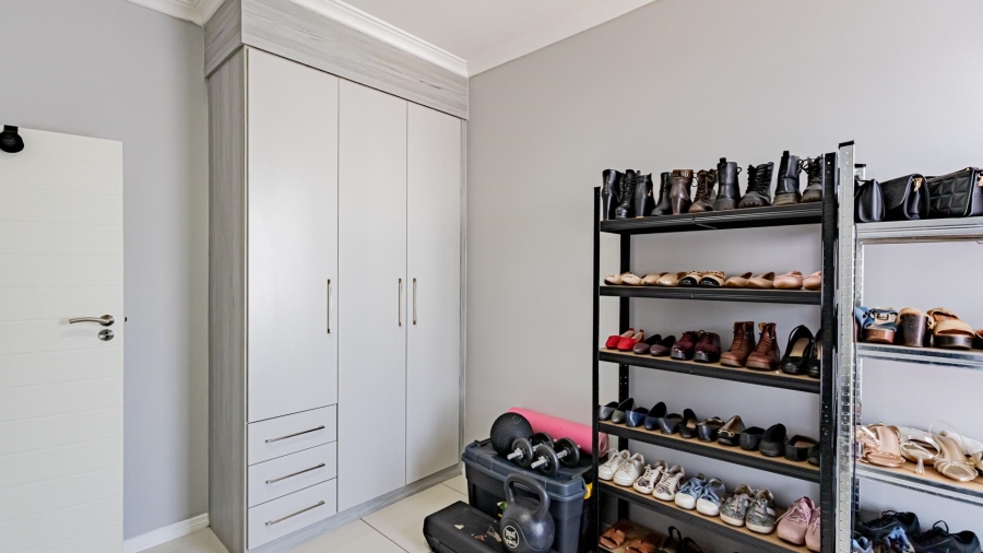 2 Bedroom Property for Sale in Carlswald Gauteng