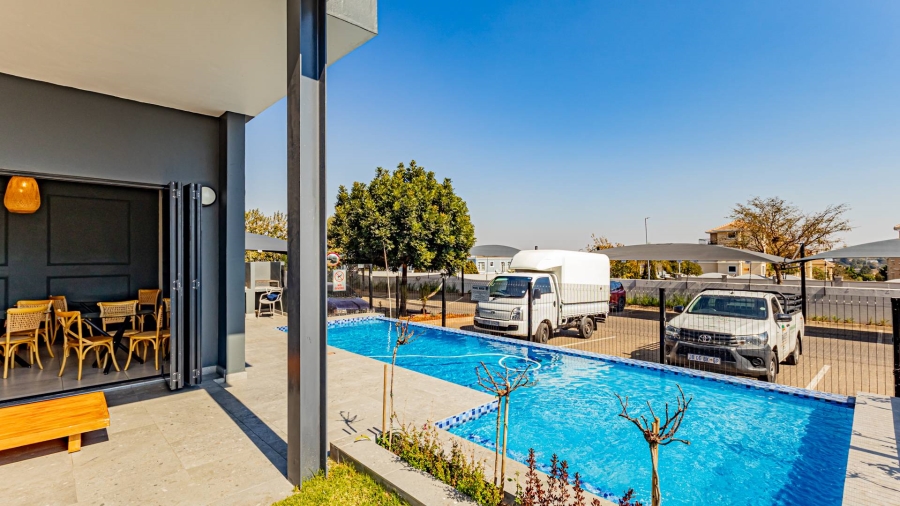 2 Bedroom Property for Sale in Carlswald Gauteng
