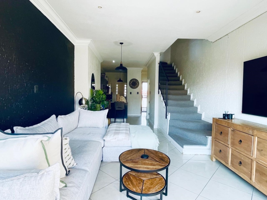 2 Bedroom Property for Sale in Morningside Gauteng
