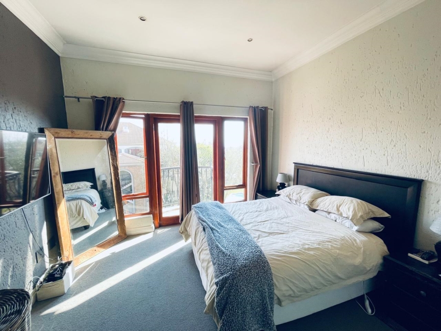 2 Bedroom Property for Sale in Morningside Gauteng