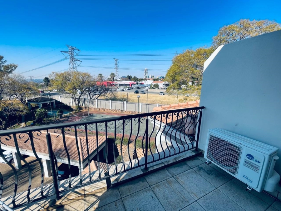 2 Bedroom Property for Sale in Morningside Gauteng