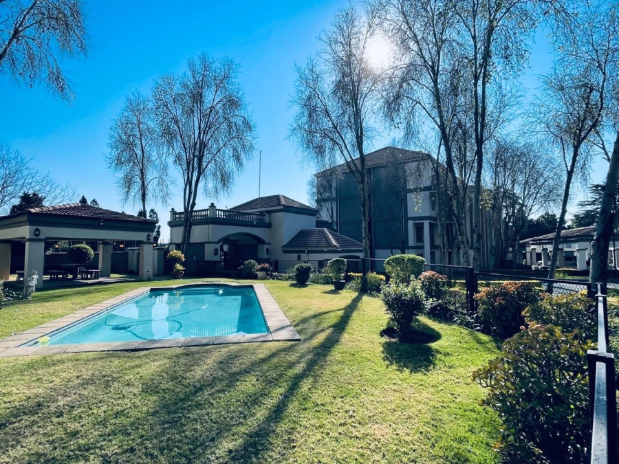 2 Bedroom Property for Sale in Morningside Gauteng