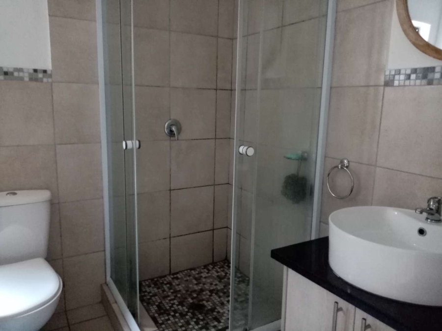 To Let 2 Bedroom Property for Rent in Ferndale Gauteng