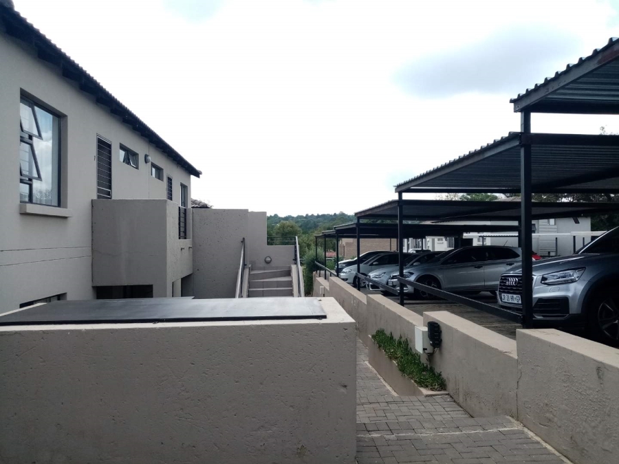 To Let 2 Bedroom Property for Rent in Ferndale Gauteng
