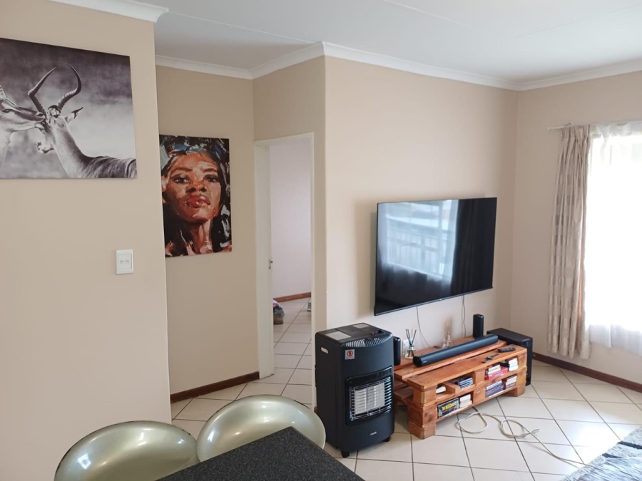 To Let 2 Bedroom Property for Rent in Wilgespruit A H Gauteng