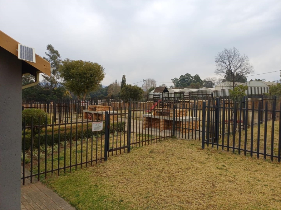 To Let 2 Bedroom Property for Rent in Wilgespruit A H Gauteng