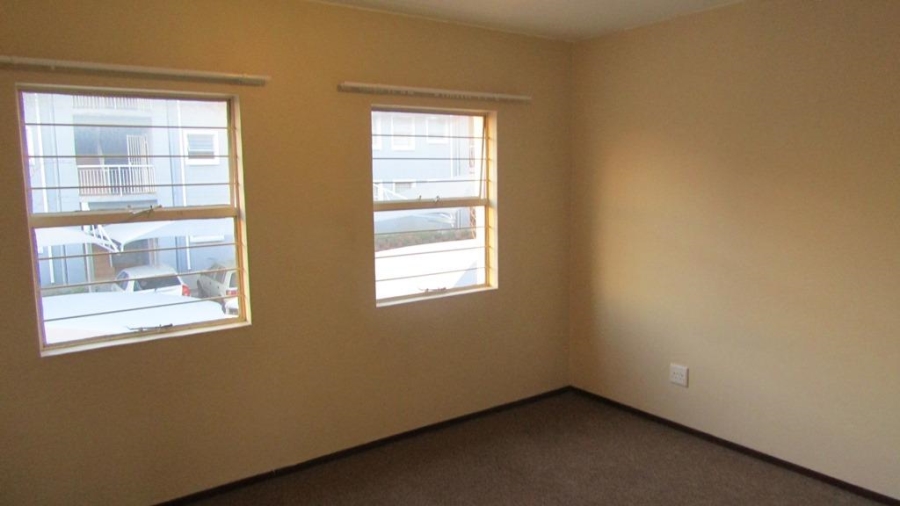 1 Bedroom Property for Sale in Ferndale Gauteng