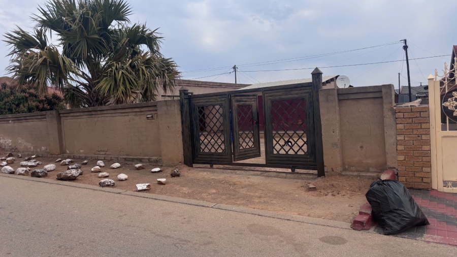 2 Bedroom Property for Sale in Morula View Gauteng