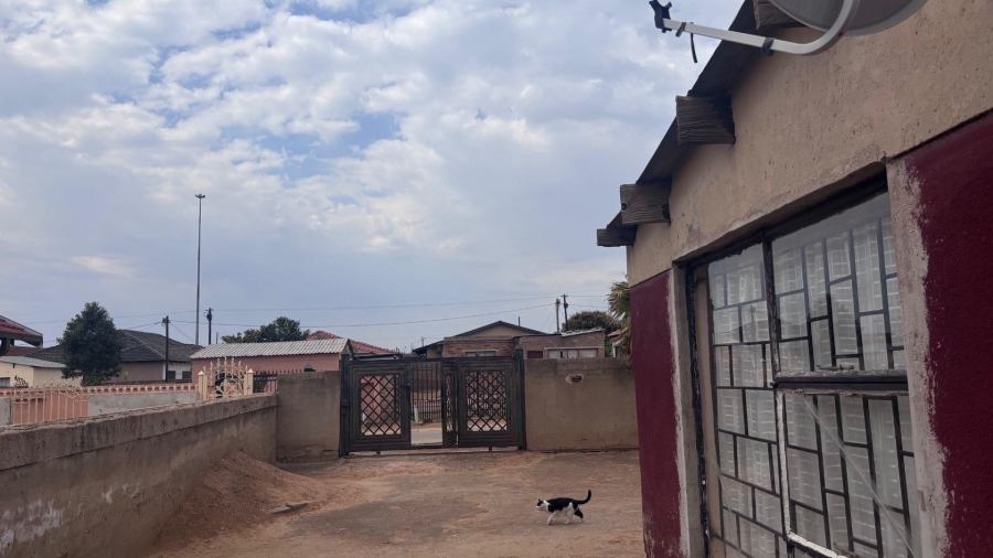 2 Bedroom Property for Sale in Morula View Gauteng
