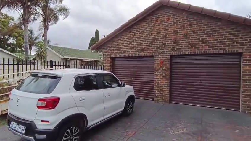 4 Bedroom Property for Sale in Allen Grove Gauteng