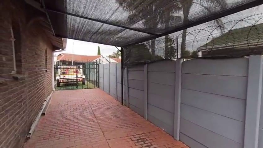 4 Bedroom Property for Sale in Allen Grove Gauteng