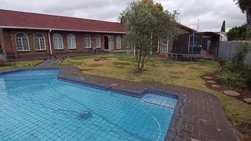 4 Bedroom Property for Sale in Allen Grove Gauteng