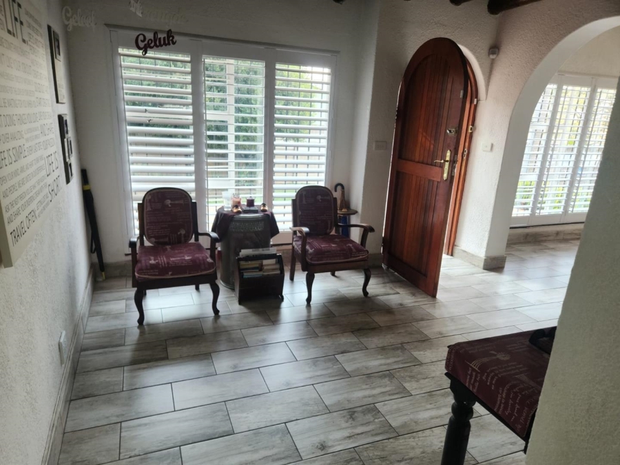 4 Bedroom Property for Sale in Van Riebeeck Park Gauteng