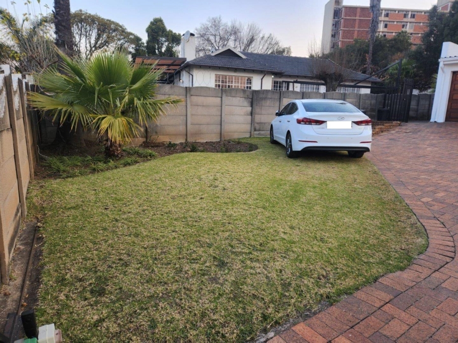 4 Bedroom Property for Sale in Van Riebeeck Park Gauteng