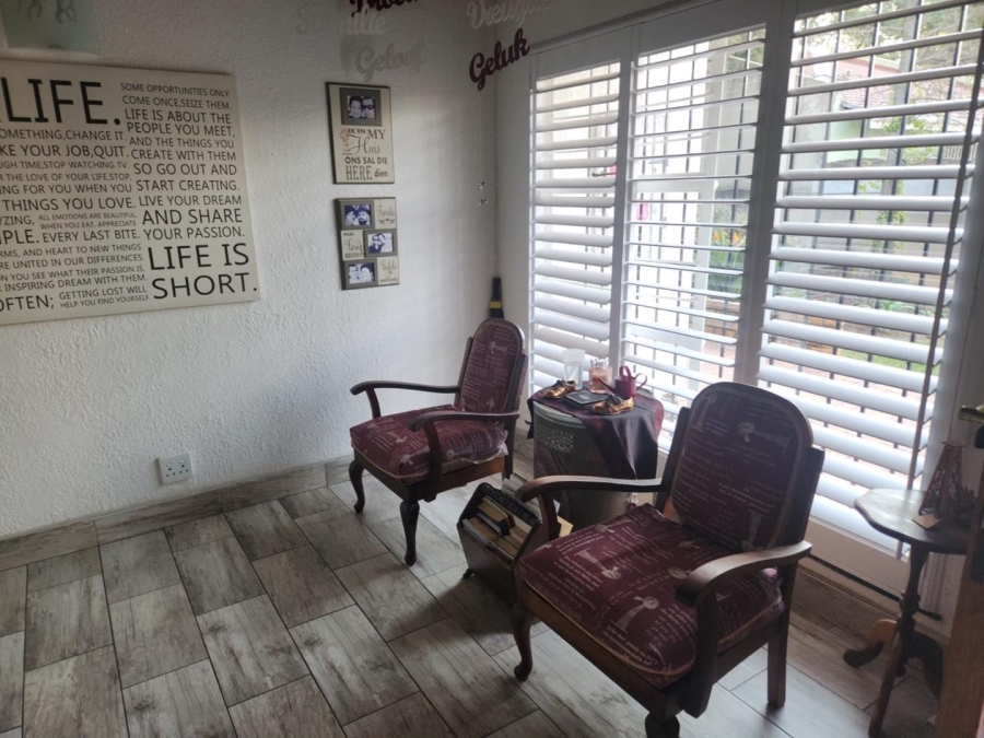4 Bedroom Property for Sale in Van Riebeeck Park Gauteng